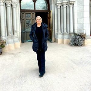 Meet your Posher, Julie